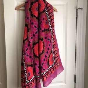 Theodora and Callum Linen Blend Scarf/Wrap